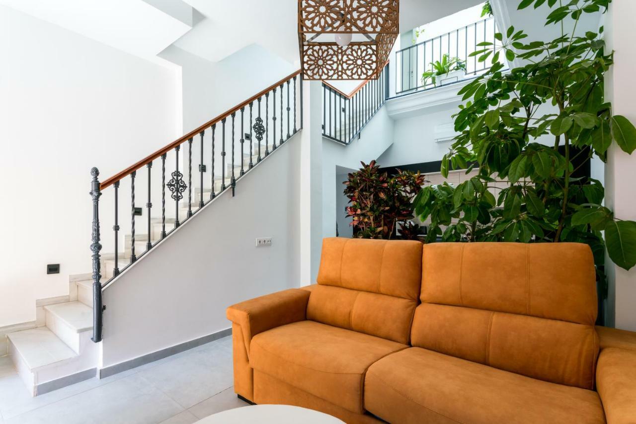 Unique House - Private Spa&Pool -Stayinเซบีญา ภายนอก รูปภาพ