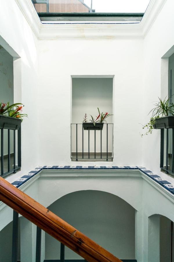 Unique House - Private Spa&Pool -Stayinเซบีญา ภายนอก รูปภาพ